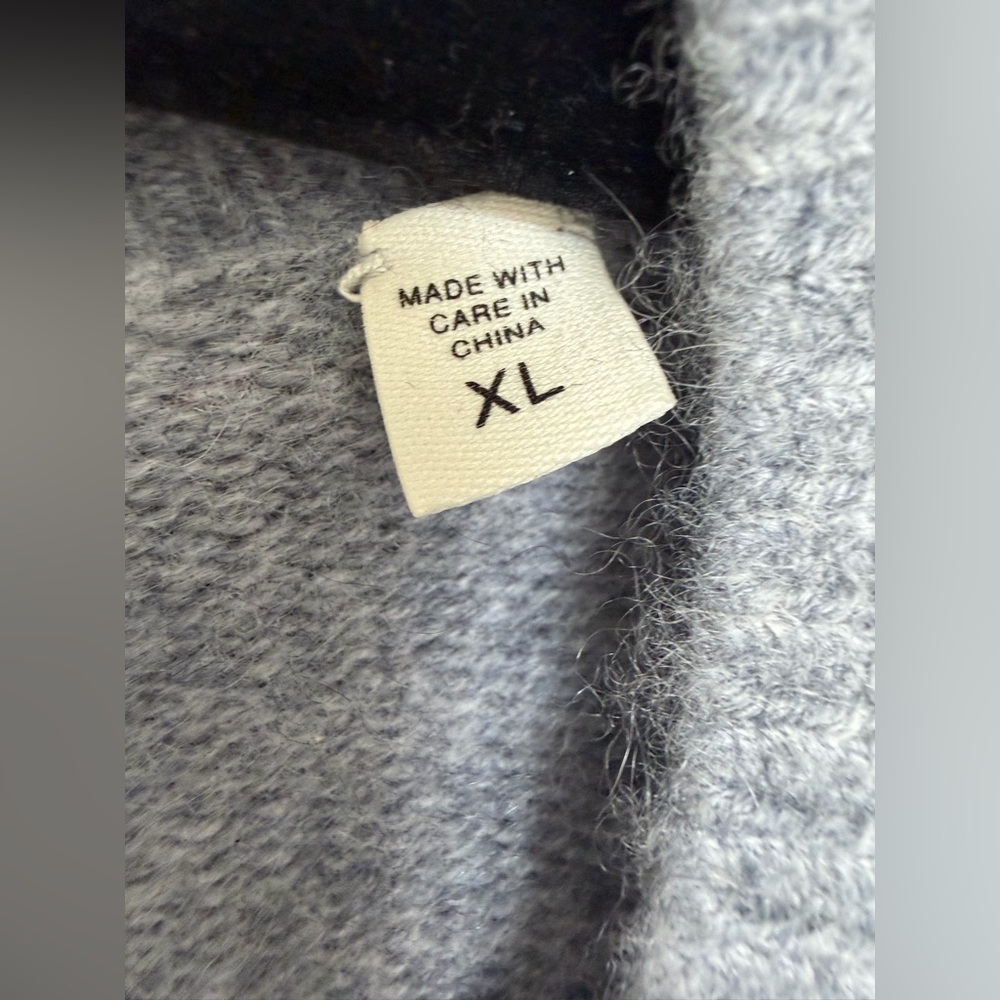 Doen Ashford Cashmere Cardigan in Pebble Gray, Size XL - Picture 7 of 8